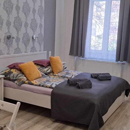 סגד Pompar Belvarosi Apartman מראה חיצוני תמונה
