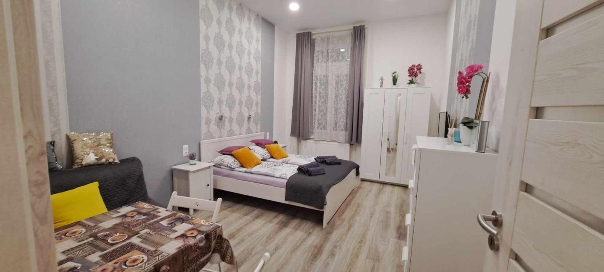 סגד Pompar Belvarosi Apartman מראה חיצוני תמונה